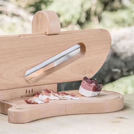 Be-Calm Produkt Speckschneider aus Holz mit Messer der Tischlerei Weissteiner